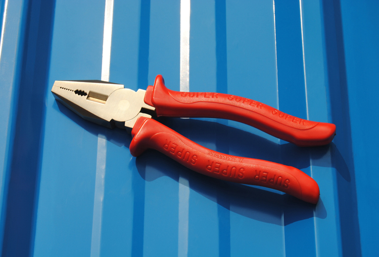 Lineman plier