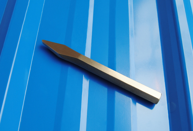Cross chisel